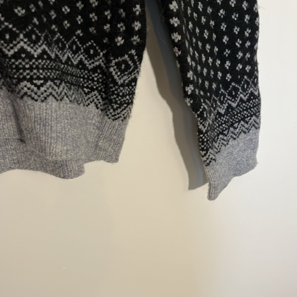 Men’s sweater - Picture 3 of 5